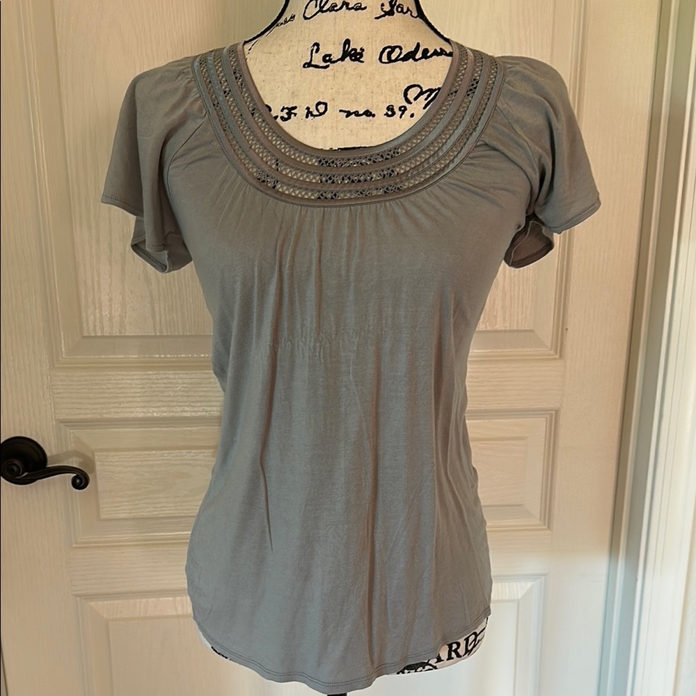 Gray Embellished Fitted Short Sleeve Blouse